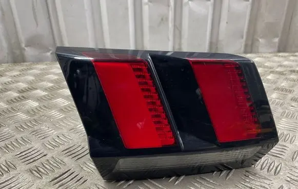 Peugeot 3008 II Tailgate rear/tail lights 9810477880 81560101