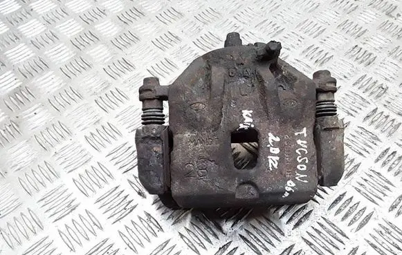 Hyundai Tucson JM Front brake caliper