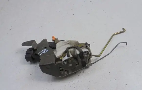 Opel Agila A Front door lock
