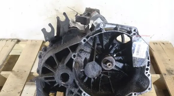 Ford Mondeo MK IV Manual 5 speed gearbox 4M5R7F096YA