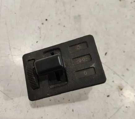 BMW 5 E28 Light switch 1375515
