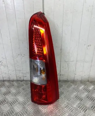 Volvo V70 Rear/tail lights 160986