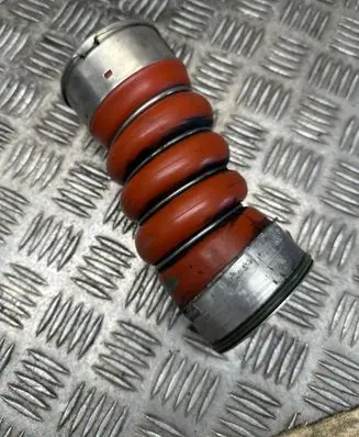 Intercooler hose/pipe