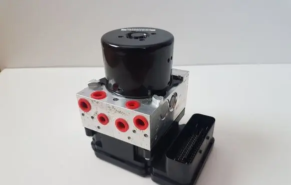 Volvo V70 ABS Pump P31423347