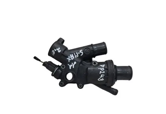 Thermostat/thermostat housing