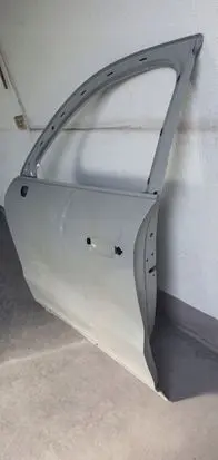 Porsche Cayenne (9Y0 9Y3) Front door 9Y3831311