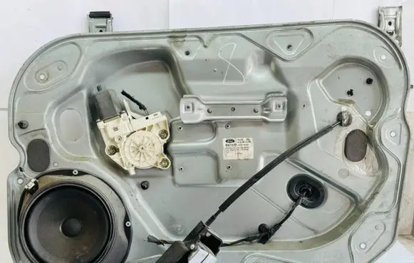 Ford Focus Front window lifting mechanism without motor 4M51A219A64EK 4M51A203A28BH