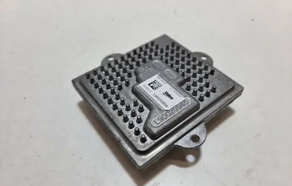 Jeep Grand Cherokee Headlight ballast module Xenon L90035854