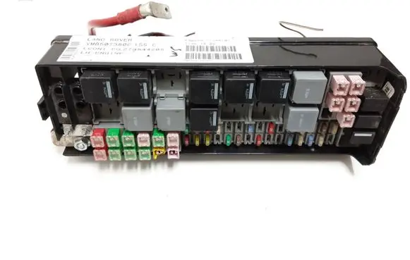 Land Rover Discovery 3 - LR3 Fuse module YMB507380C EG273544205