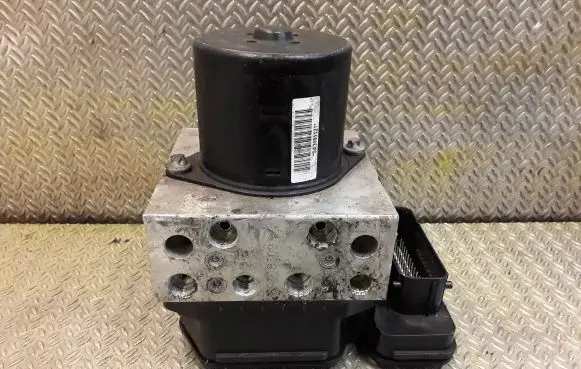 Opel Insignia A ABS Pump 13332549 60130258