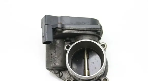 Audi A4 S4 B7 8E 8H Throttle valve 06F133062E