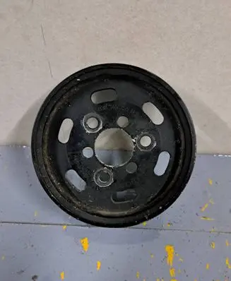 Volkswagen PASSAT B5.5 Power steering pump pulley 038145255B