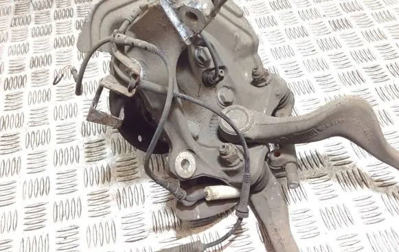BMW 1 E81 E87 Front wheel hub 6773209