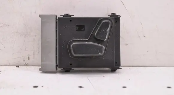 Chrysler Town & Country V Seat control switch 56049431AE