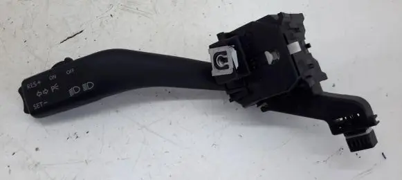 Skoda Octavia Mk2 (1Z) Indicator stalk 1K0953513A 01103501 10350141116372