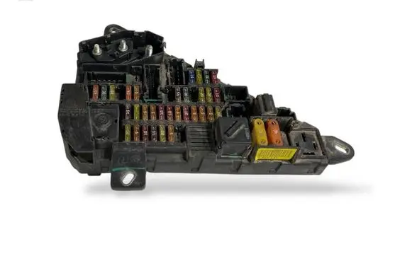 BMW 5 E60 E61 Fuse module 6906588 6906603 6906601