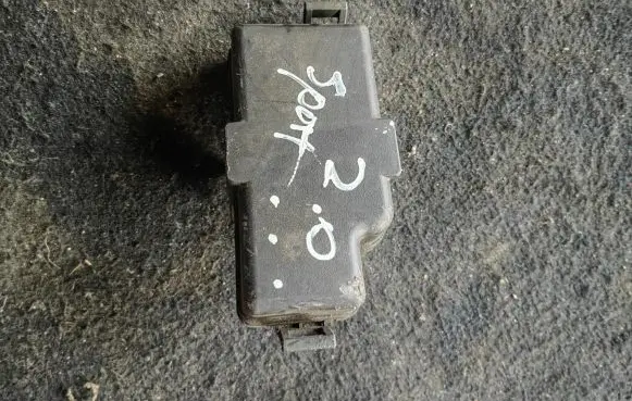 KIA Sportage Fuse box cover 919412S241