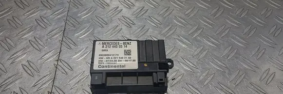 Mercedes-Benz C W204 Fuel injection pump control unit/module A2124400314 5WK11555CBF 0933800412179