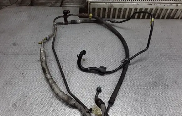 Ford Mondeo MK IV Power steering hose/pipe/line 7G913A719KE