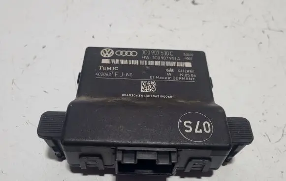 Volkswagen Golf V Other control units/modules 3C0907951A 02063 3C0907530C