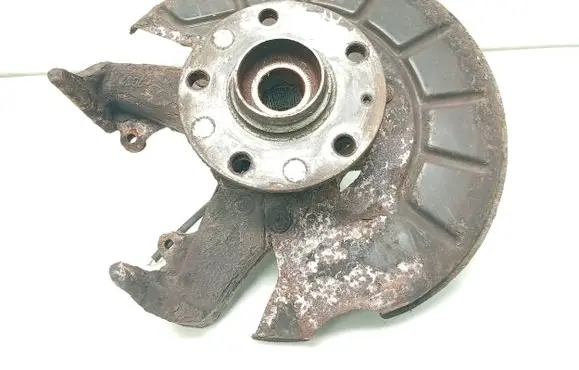 Volkswagen Golf VI Front wheel hub spindle knuckle