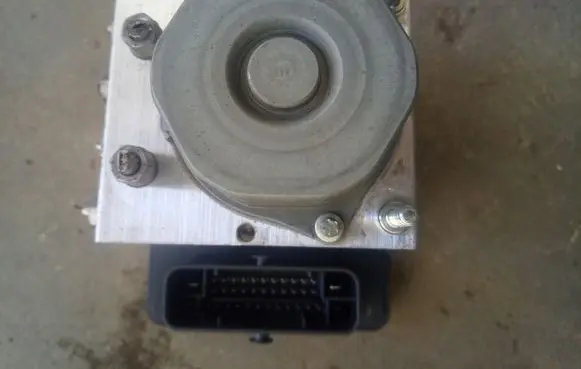 Renault Captur II ABS Pump 476601842R