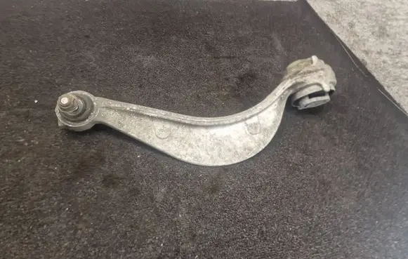 Jaguar F-Pace Front lower control arm/wishbone HK833C256