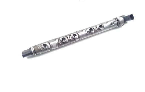 BMW 3 E90 E91 Fuel main line pipe 7809127 0281002738 0445214182