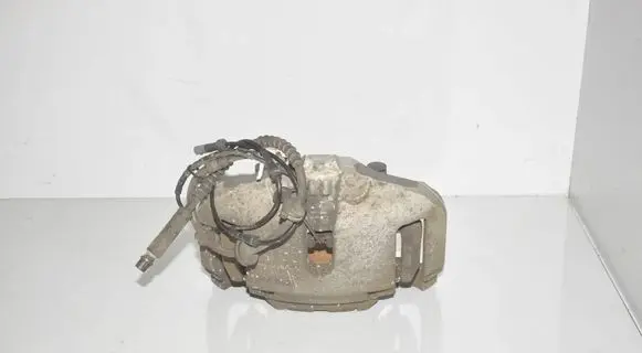 BMW 5 F10 F11 Front brake caliper 6786817 34116786817