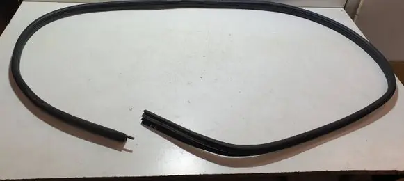 Dacia Spring Front door rubber seal 