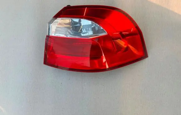 KIA Rio Rear/tail lights 924021W2