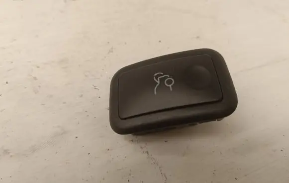 Mercedes-Benz C W204 Tailgate opening switch A2048707051