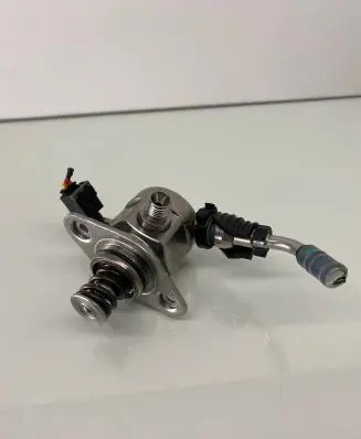 Hyundai Ioniq Fuel injection high pressure pump 3532003AA0 9046020005 1375129X
