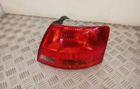 Audi A4 S4 B7 8E 8H Rear/tail lights 8E945096