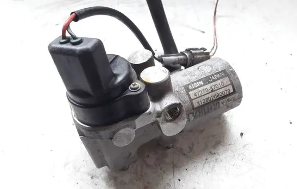 Toyota Prius (XW20) Master brake cylinder 4727047010