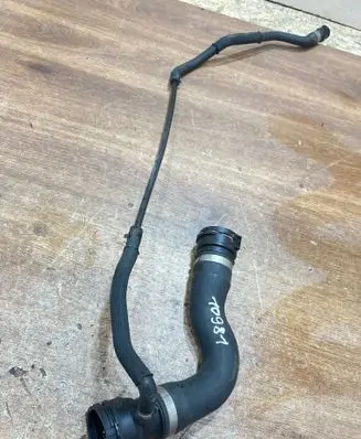 BMW 3 E90 E91 Engine coolant pipe/hose 7525641