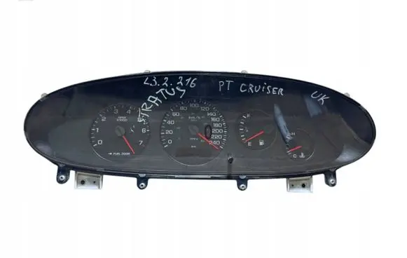 Chrysler Stratus Speedometer (instrument cluster) P04797893