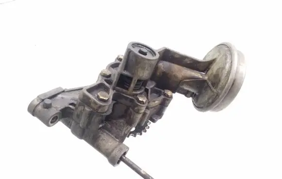 BMW 3 E30 Oil pump 