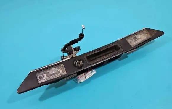 Audi A4 S4 B7 8E 8H Tailgate/trunk/boot exterior handle 8E0827657D IMPRK1367687