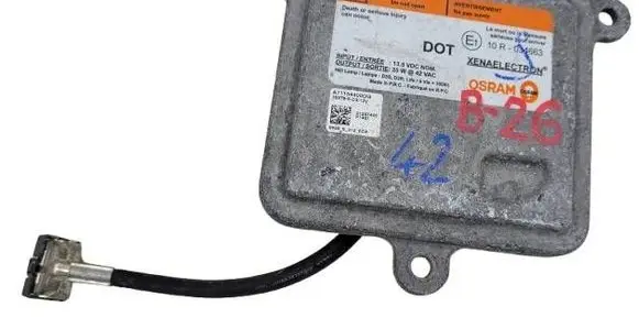 Ford Focus Headlight ballast module Xenon 10R034663