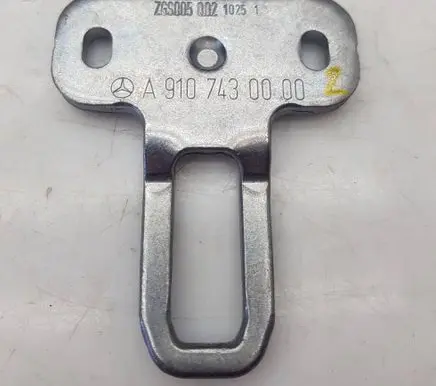 Mercedes-Benz Sprinter W907 W910 Loading door lock loop/hook striker A9107430000