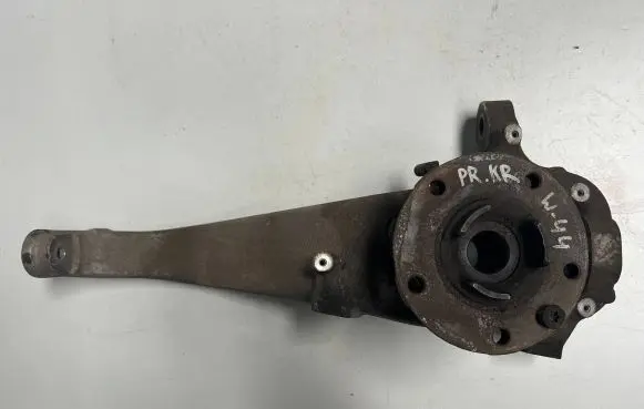 Volkswagen Touareg II Front wheel hub spindle knuckle