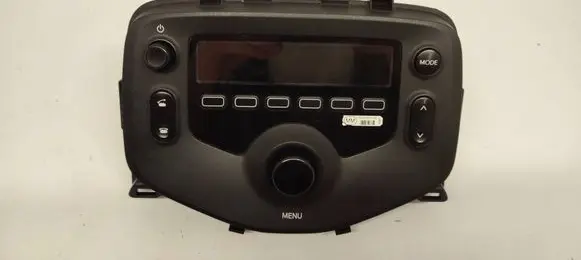 Peugeot 108 Radio/CD/DVD/GPS head unit 861200H050 CQSS94F1AE 10R0312883