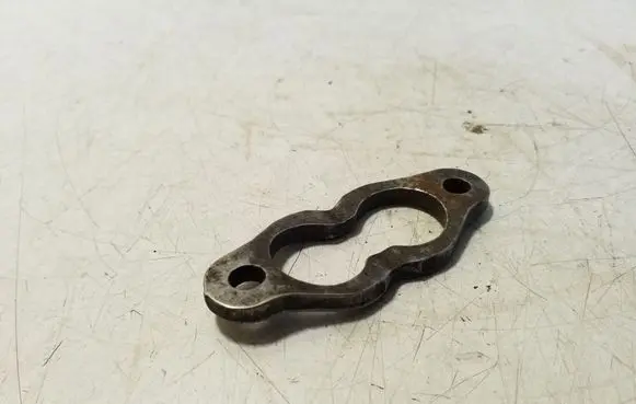 Audi A6 Allroad C6 Fuel Injector clamp holder 