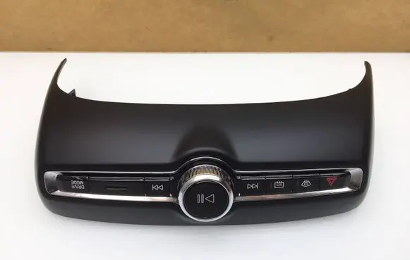 Volvo XC40 Head unit multimedia control 31456672 T20400037502 20W401