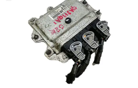 Nissan Qashqai Engine control unit/module MEC93-620