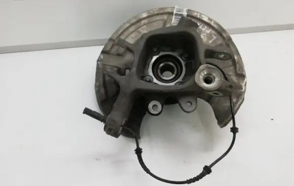 BMW 5 F10 F11 Rear wheel hub spindle/knuckle 6793769 7581015