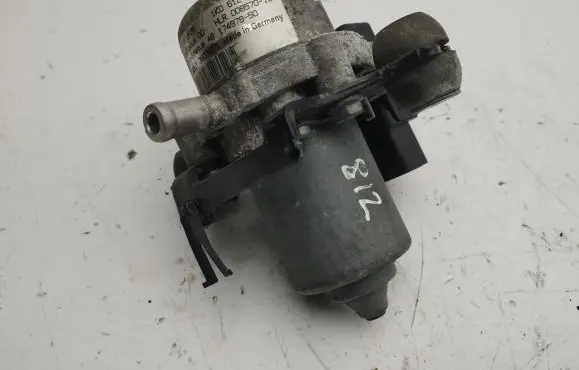 Vacuum pump
