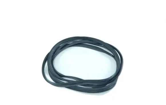 Ford Mondeo Mk III Rear glass trim 1041663