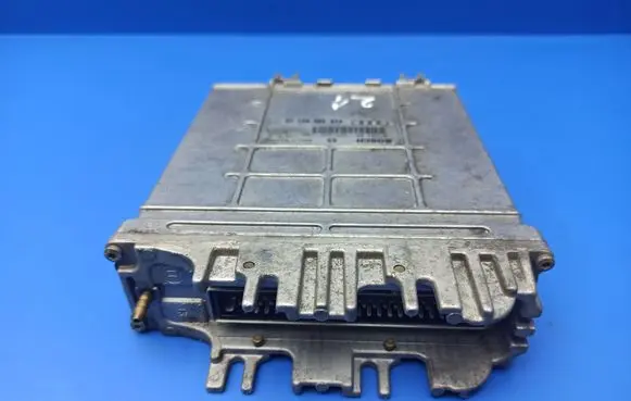Audi A4 S4 B5 8D Engine control unit/module 028906021CE 0281001425 0281001425426